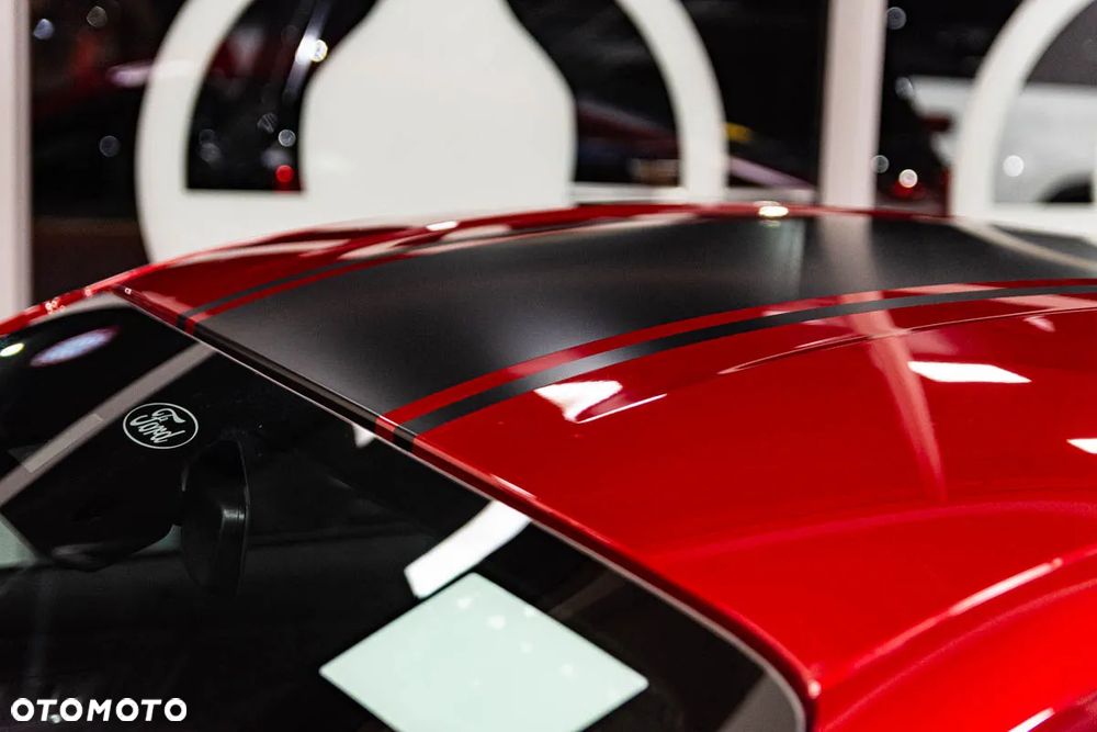 Ford Mustang - 24