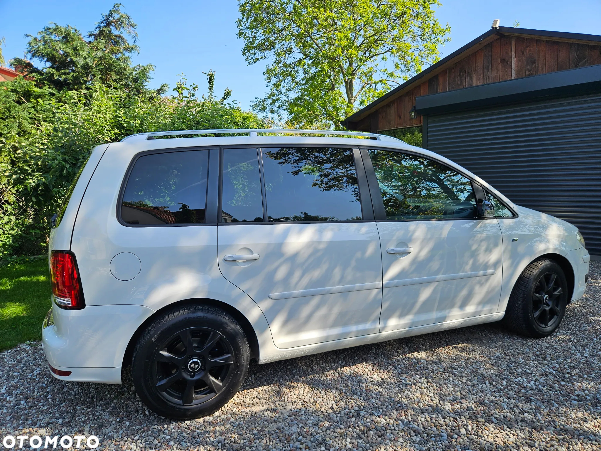 Volkswagen Touran 2.0 TDI DPF R-Line Edition - 11