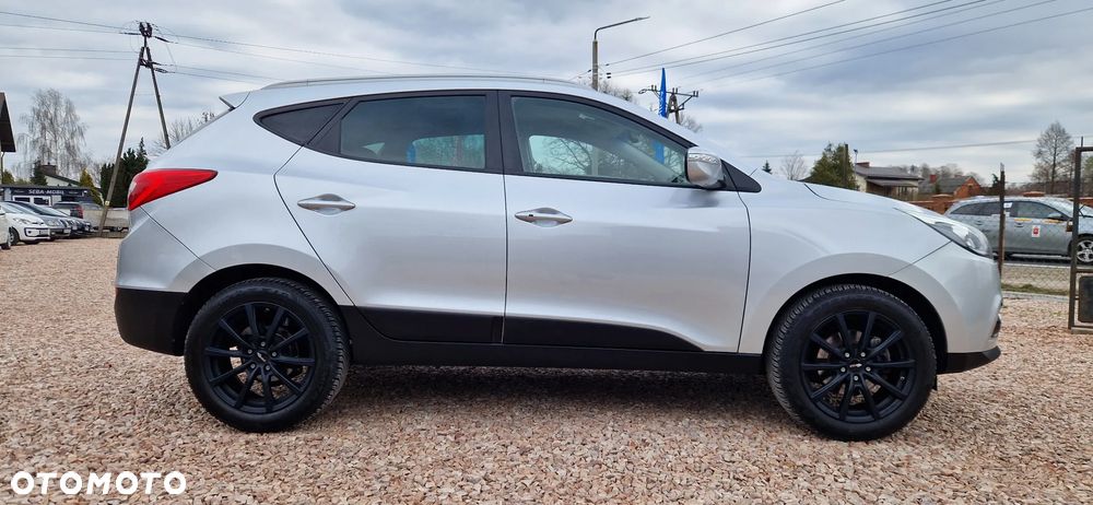 Hyundai ix35 blue 1.6 2WD Finale Silver - 12