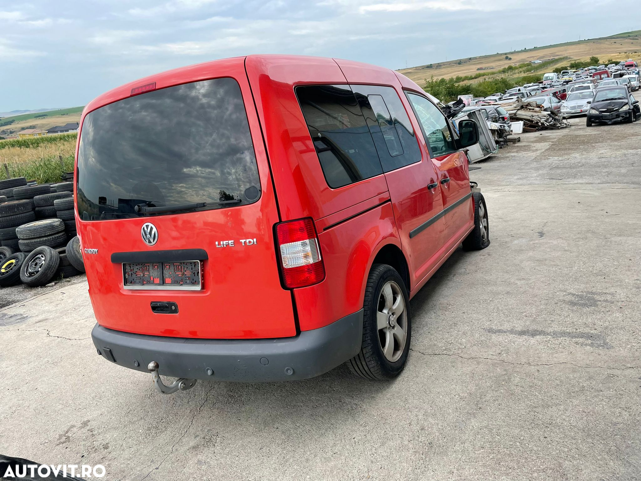 Dezmembrez piese Volkswagen Caddy - 2