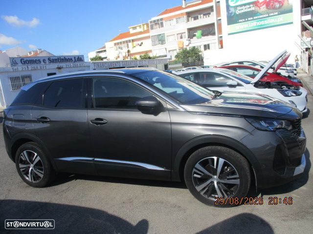 Peugeot 3008 1.5 BlueHDi Allure EAT8 - 4