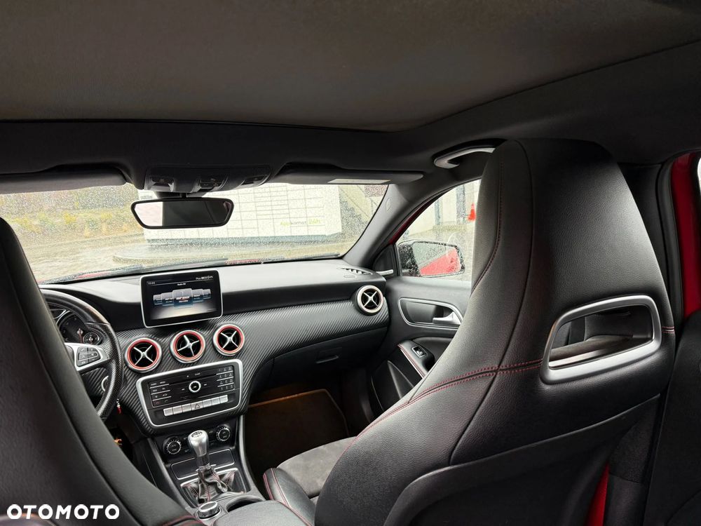 Mercedes-Benz Klasa A 160 AMG Line - 14
