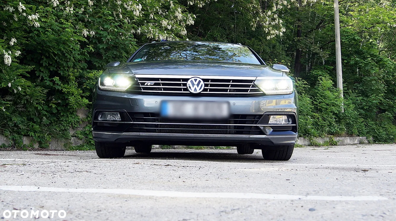 Volkswagen Passat - 25