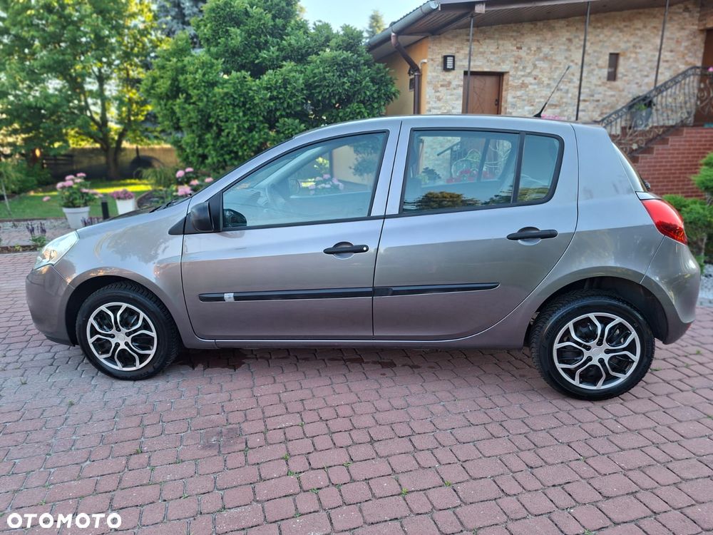 Renault Clio 1.2 16V Dynamique - 6