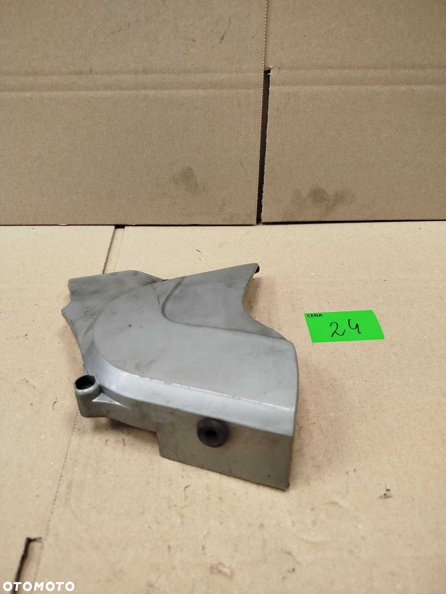 Osłona Zębatki Łańcucha Dekiel Aprilia RS 125 [24] - 2