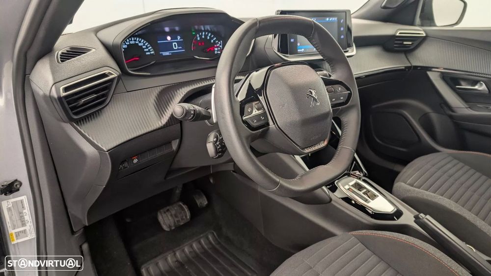Peugeot 2008 1.2 PureTech Allure Pack EAT8 - 19