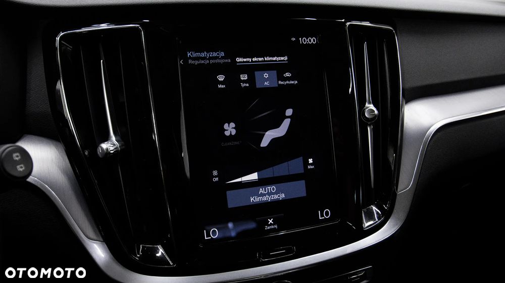 Volvo V60 B4 D Momentum Pro - 23
