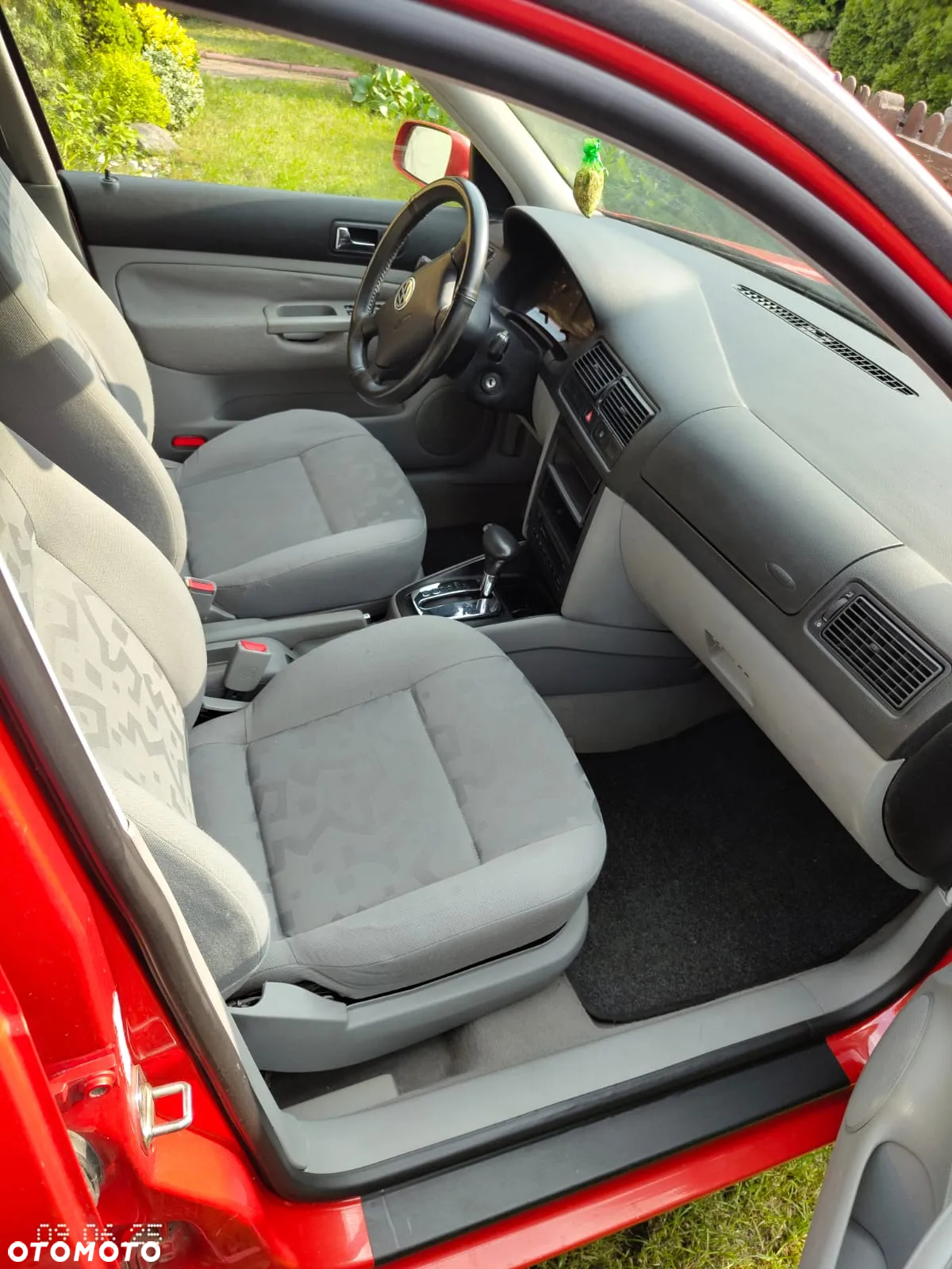 Volkswagen Golf - 12
