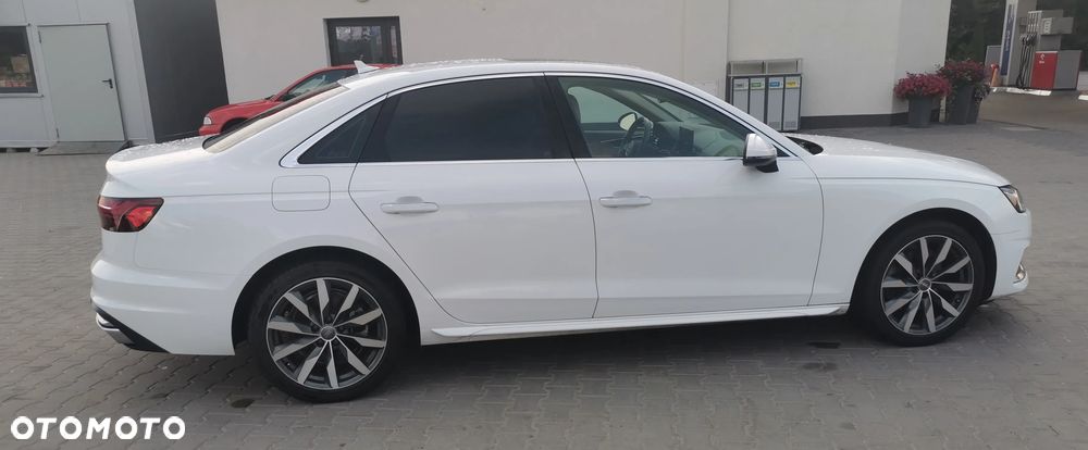 Audi A4 Limousine 40 TFSI S tronic S line - 8