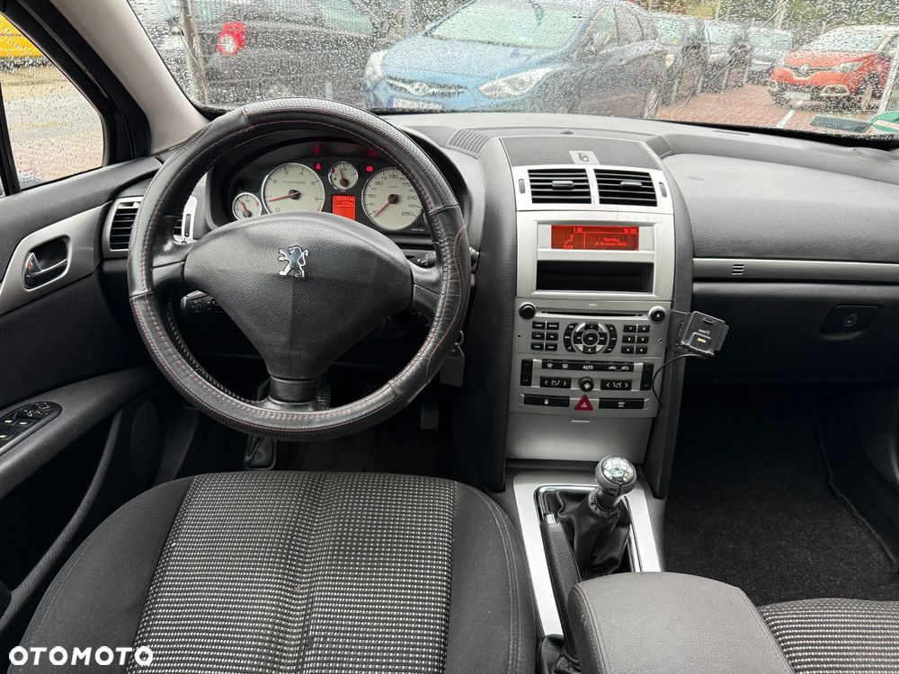 Peugeot 407 SW 140 - 14