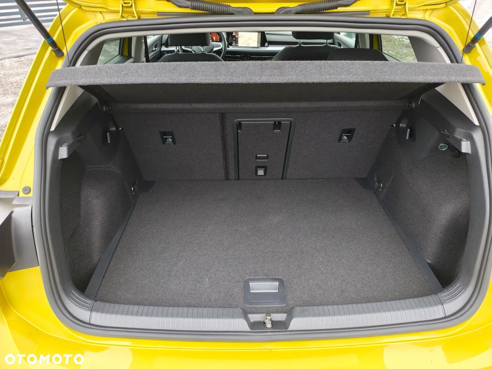 Volkswagen Golf 1.5 eTSI OPF DSG Active - 14