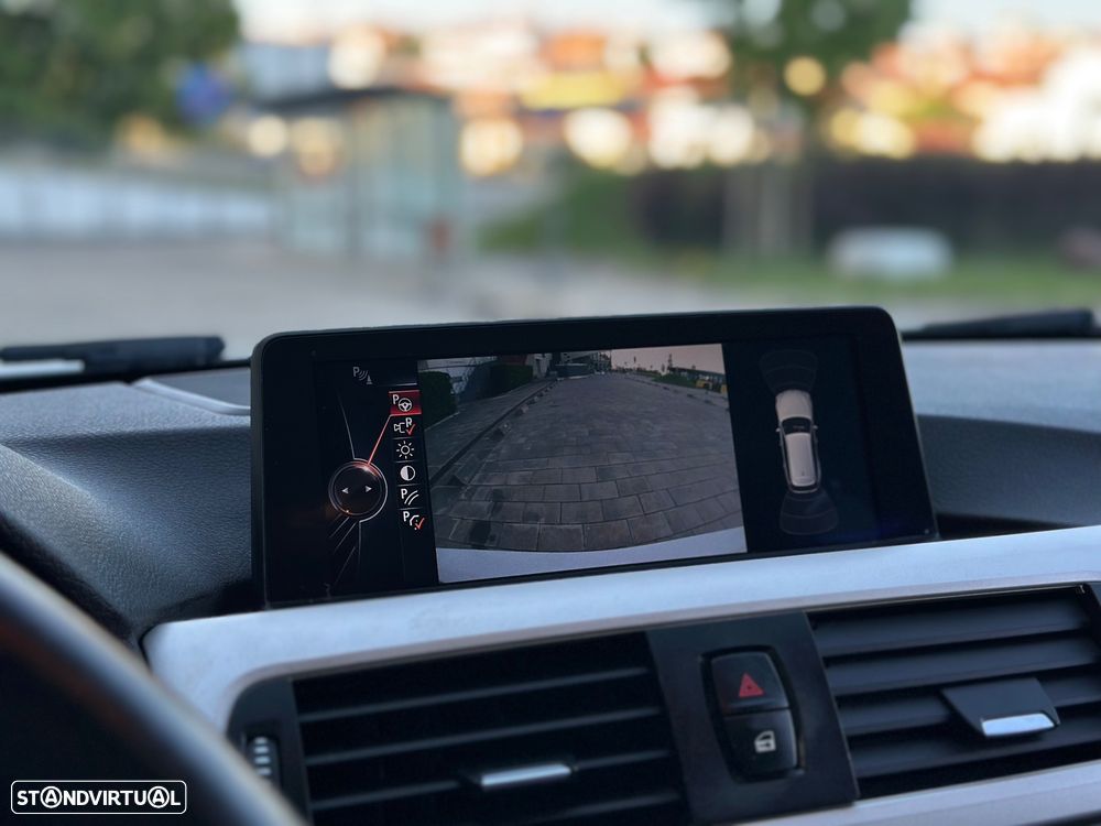 BMW 320 d Auto - 16