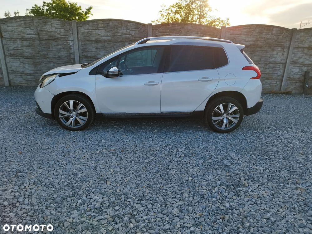 Peugeot 2008 1.6 BlueHDi Allure - 2