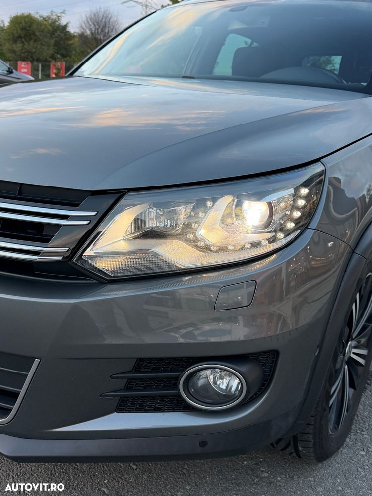 Volkswagen Tiguan 2.0 TDI SCR 4MOTION BlueMotion Technology DSG Lounge Track & Style - 13