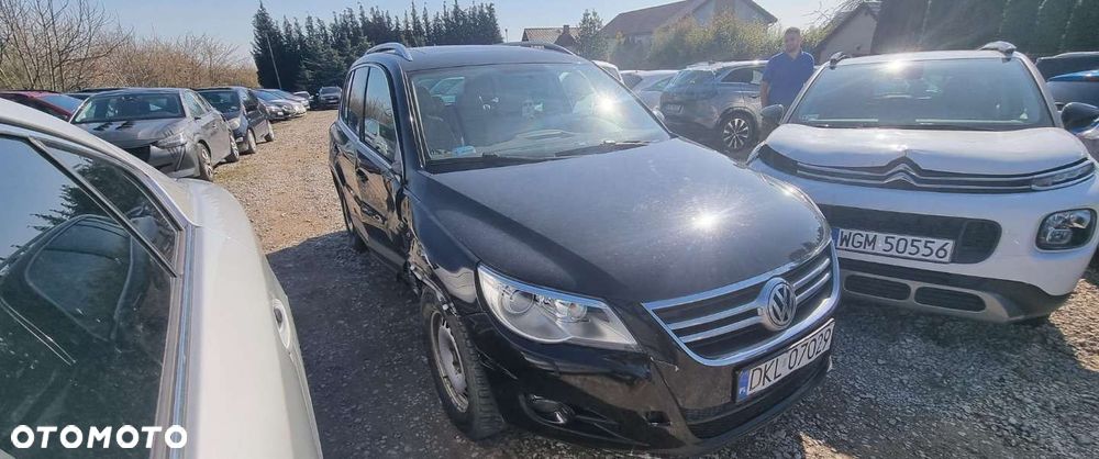 Volkswagen Tiguan - 2