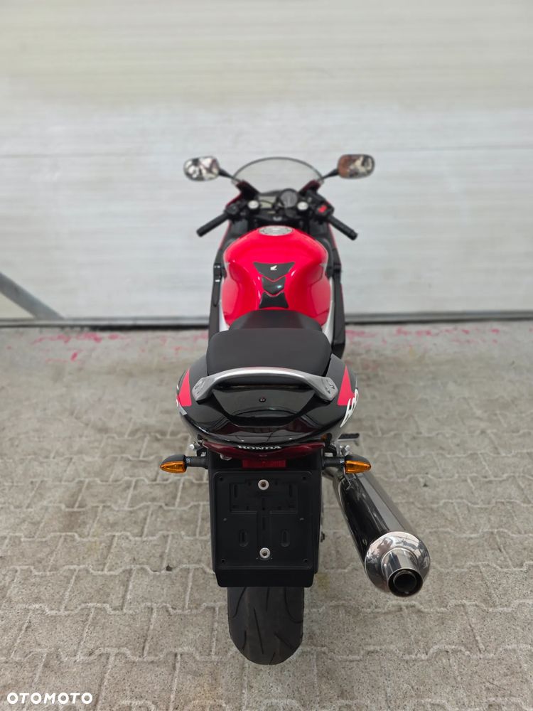 Honda CBR - 24