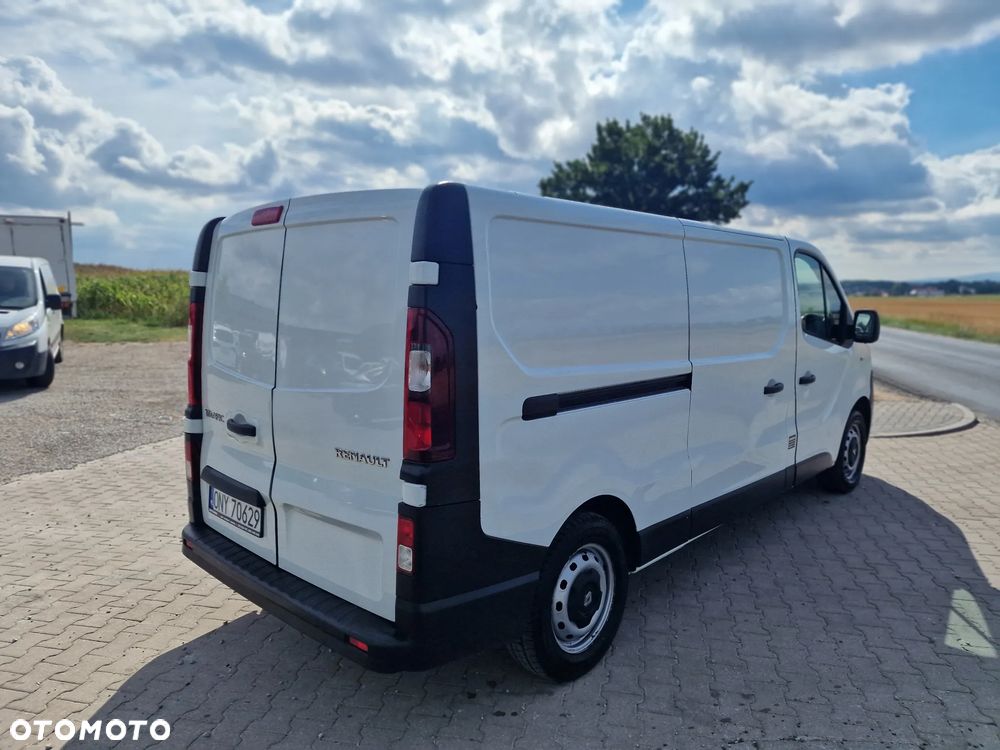 Renault Trafic - 11