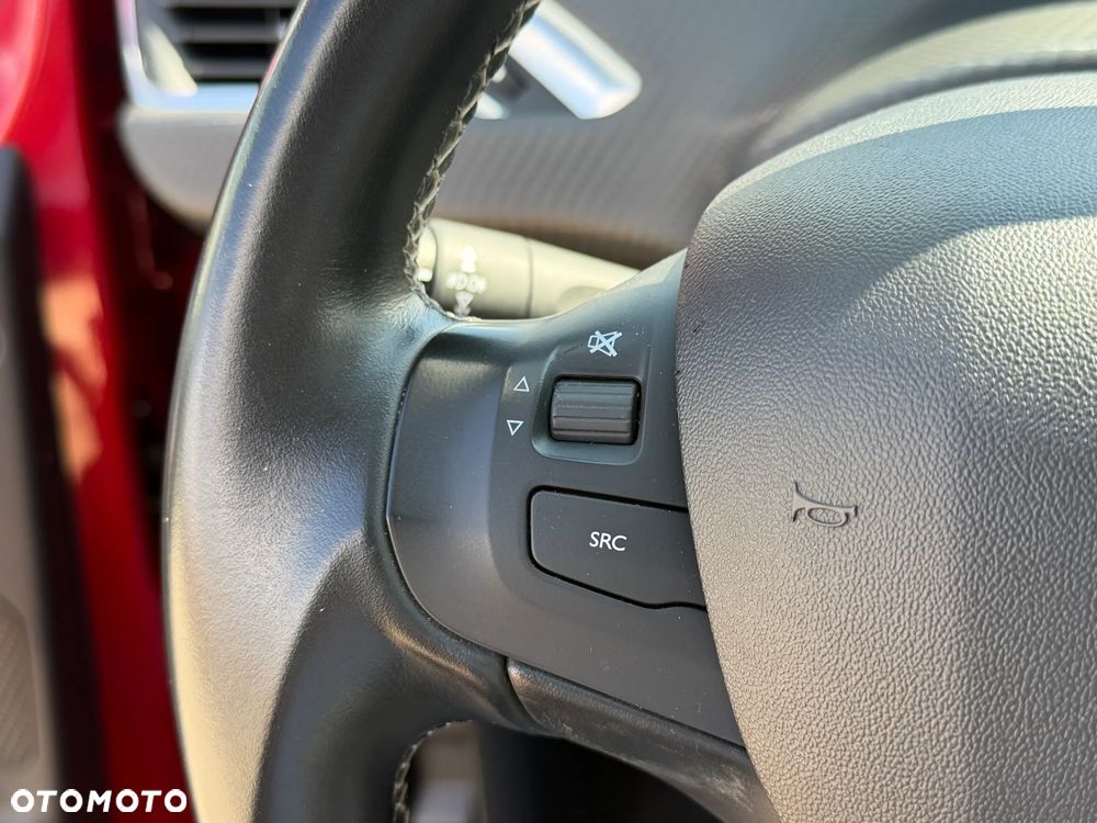 Peugeot 2008 PureTech 110 Stop&Start Allure - 38