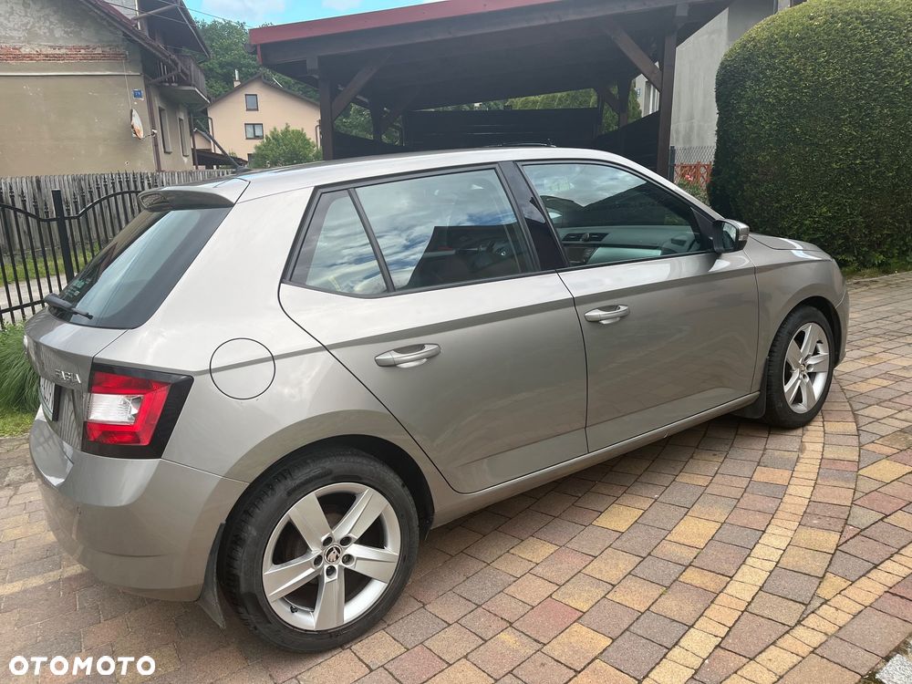 Skoda Fabia 1.2 TSI Ambition - 2