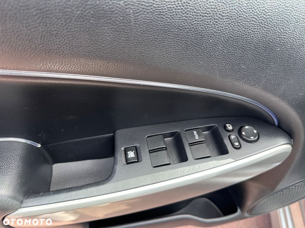 Mazda 2 1.3 Trend & Fun - 25