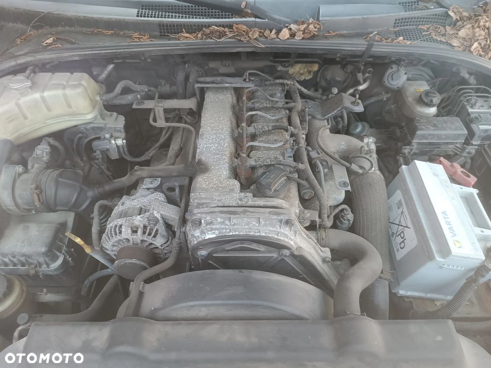 Kia Sorento 1 I Silnik 2.5 crdi D4CB 140KM - silnik w aucie Częstochowa, samochód na części - 1