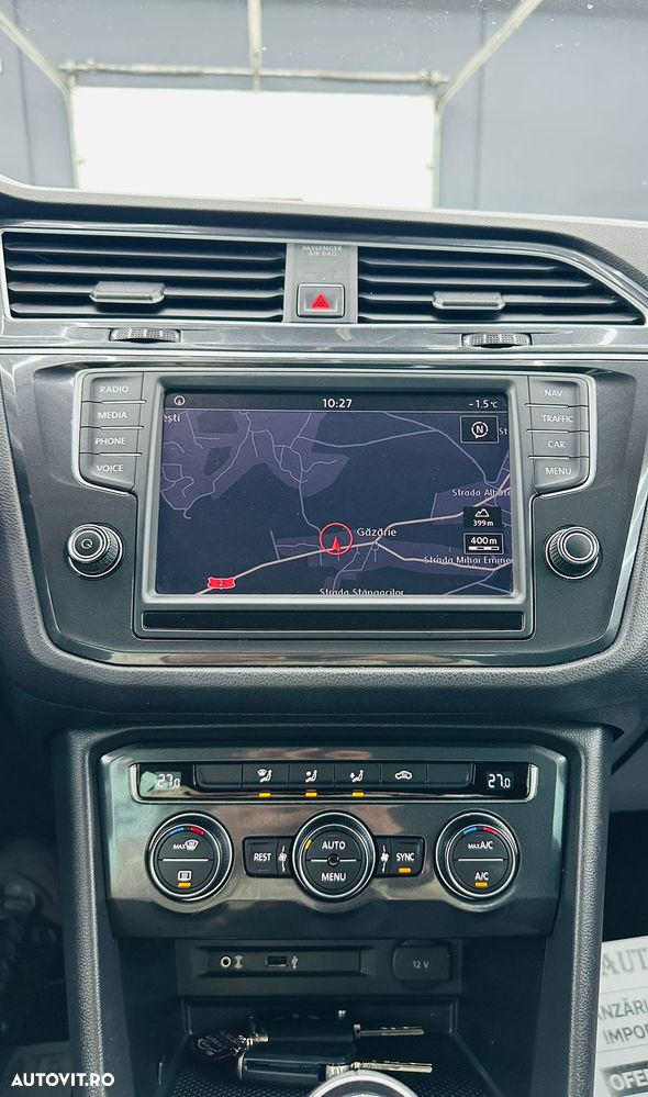 Volkswagen Tiguan - 25