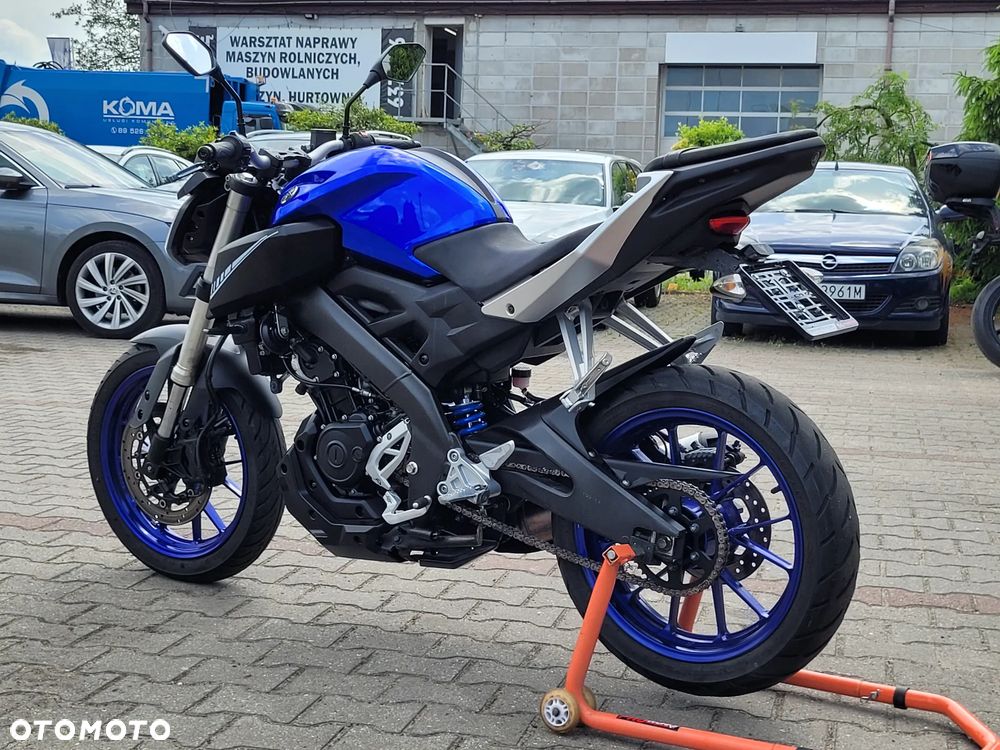 Yamaha MT - 8