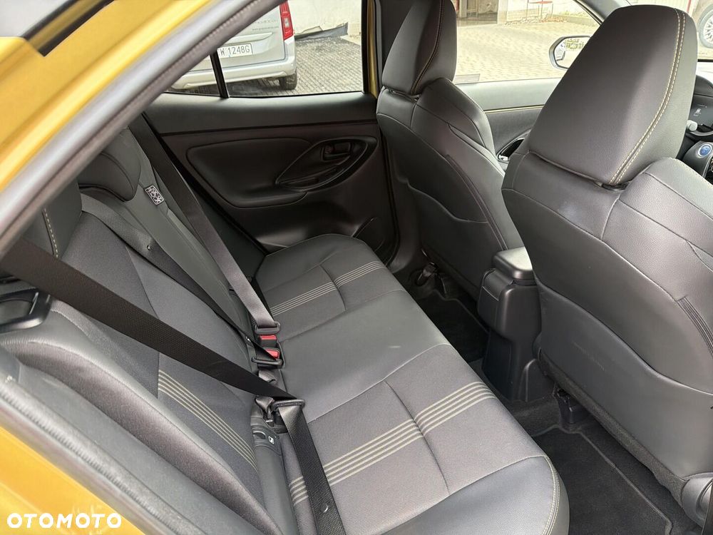 Toyota Yaris Cross Hybrid 1.5 Adventure - 11