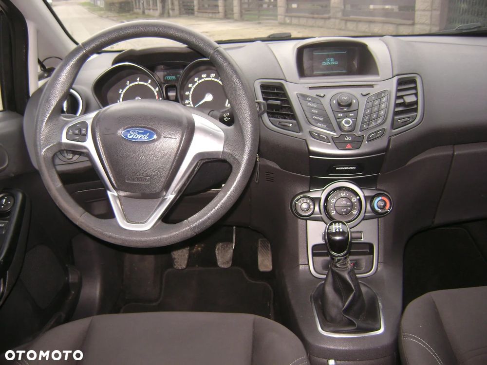 Ford Fiesta - 7
