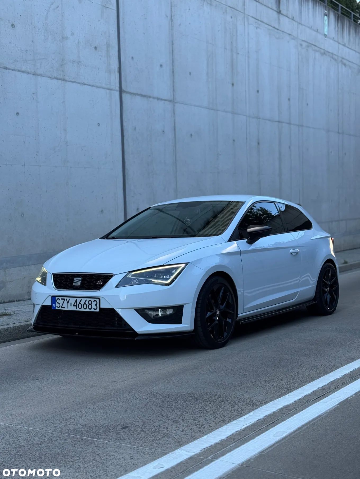 Seat Leon SC 1.8 TSI FR S&S - 1