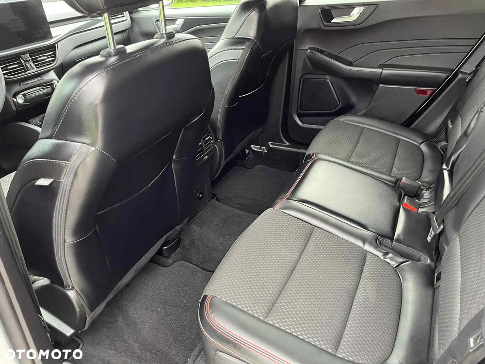 Ford Kuga 1.5 EcoBoost ST-LINE X - 13