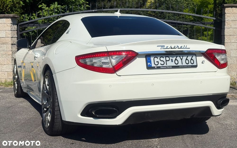 Maserati GranTurismo S Automatik - 15