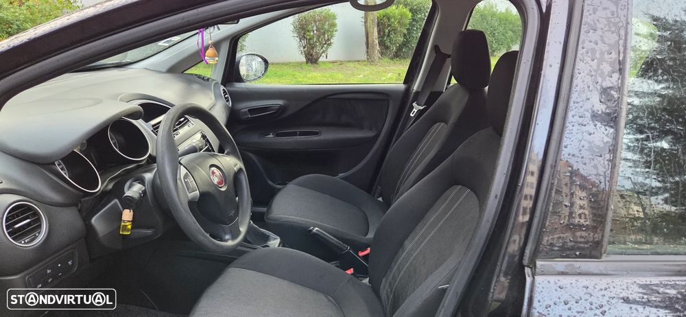 Fiat Punto 1.2 Lounge S&S - 7