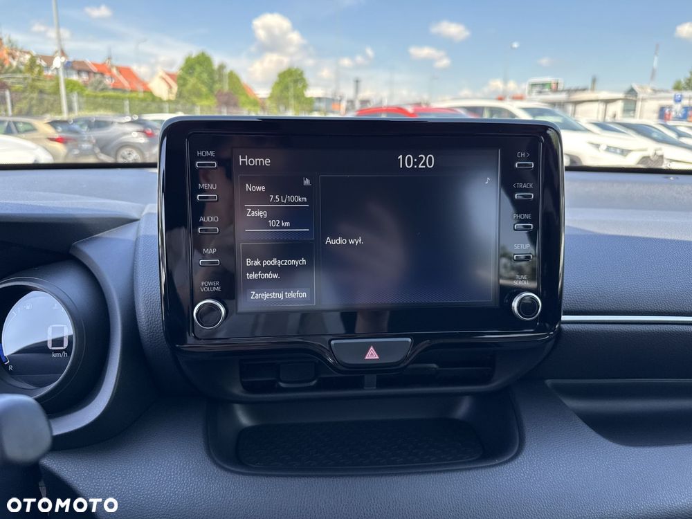 Toyota Yaris 1.5 Comfort CVT - 18
