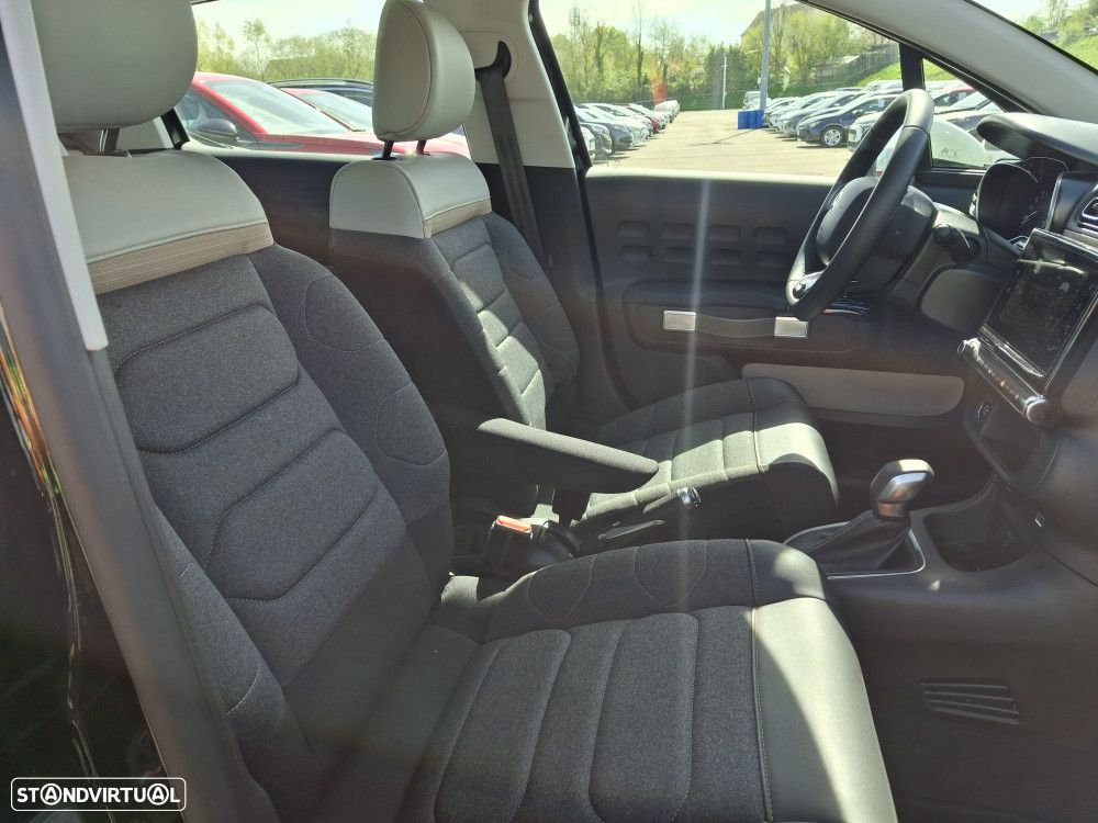Citroën C3 1.2 PureTech Shine EAT6 - 5