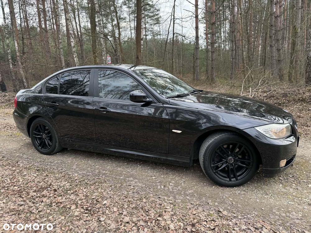 BMW Seria 3 318i - 6