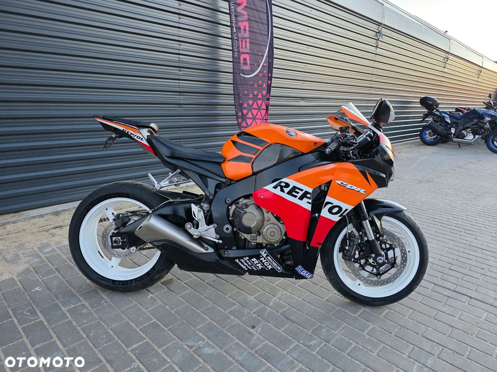 Honda CBR - 6