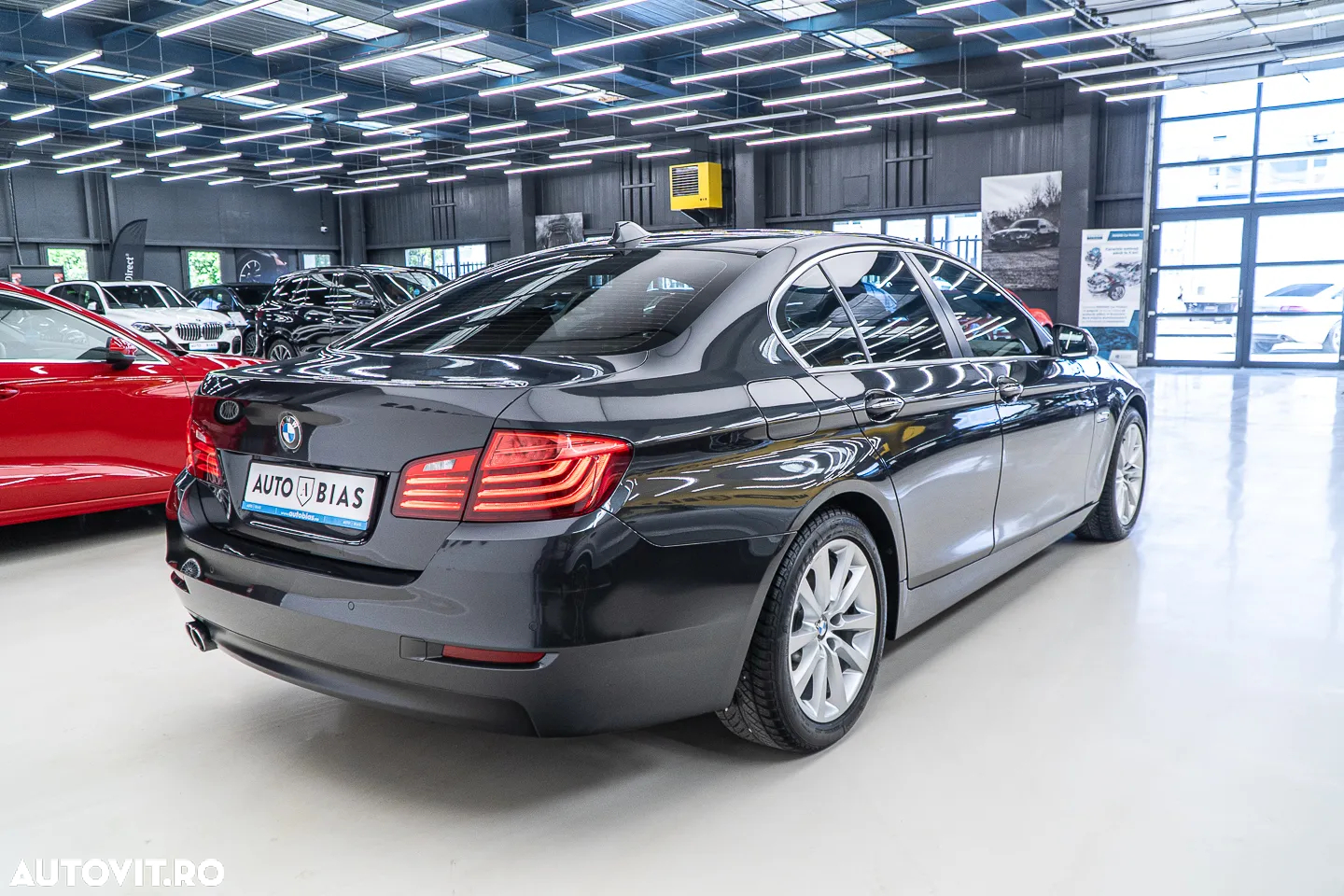 BMW Seria 5 525d xDrive Aut. Luxury Line - 8
