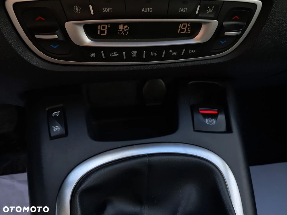 Renault Scenic 1.6 dCi Energy Limited - 18