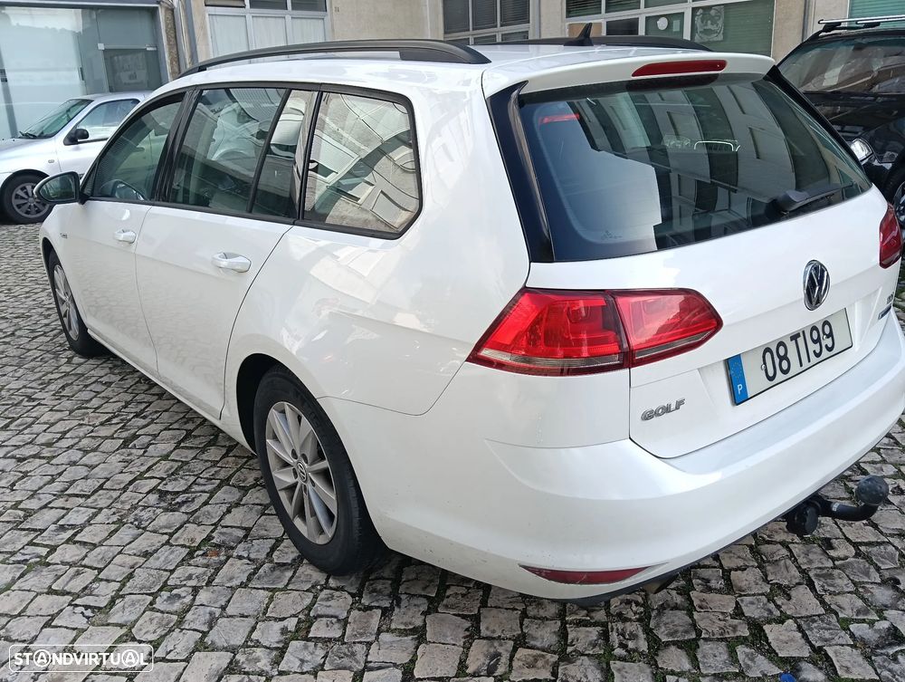 VW Golf Variant 1.6 TDi BlueMotion Confortline - 22