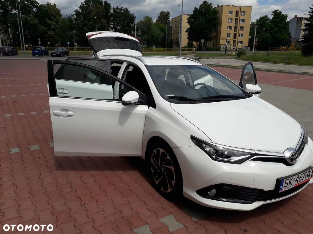Toyota Auris 1.6 D-4D Comfort - 6