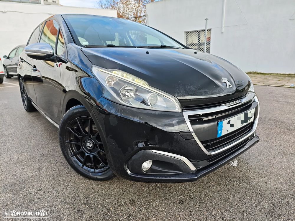 Peugeot 208 1.2 PureTech Active - 5