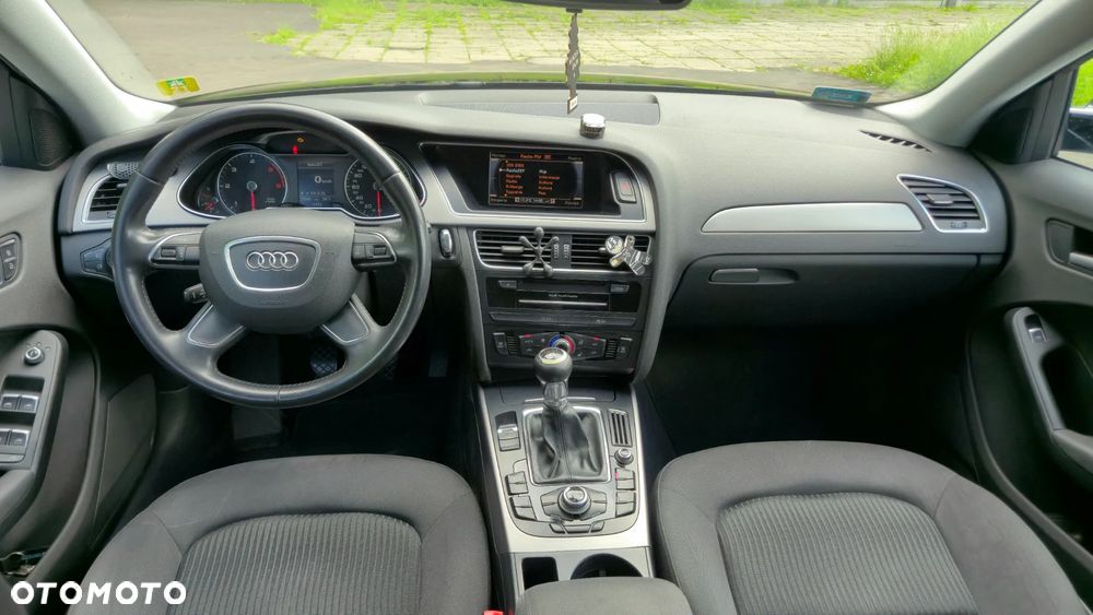 Audi A4 Avant 2.0 TDI - 23