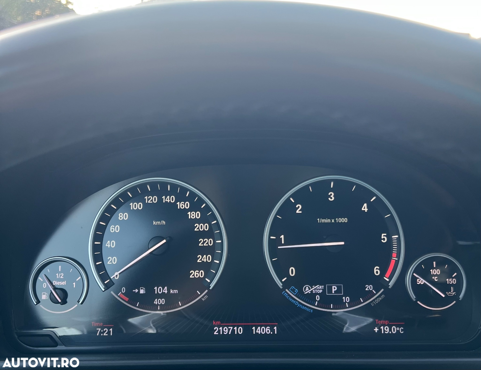 BMW Seria 5 525d xDrive Sport-Aut. - 2