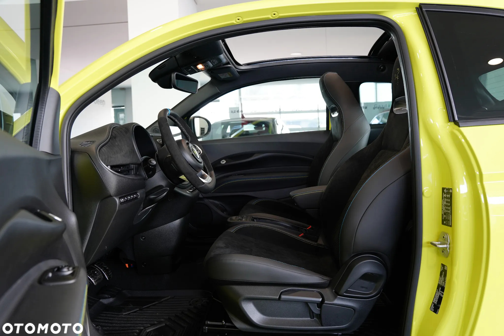 Abarth 500e - 9