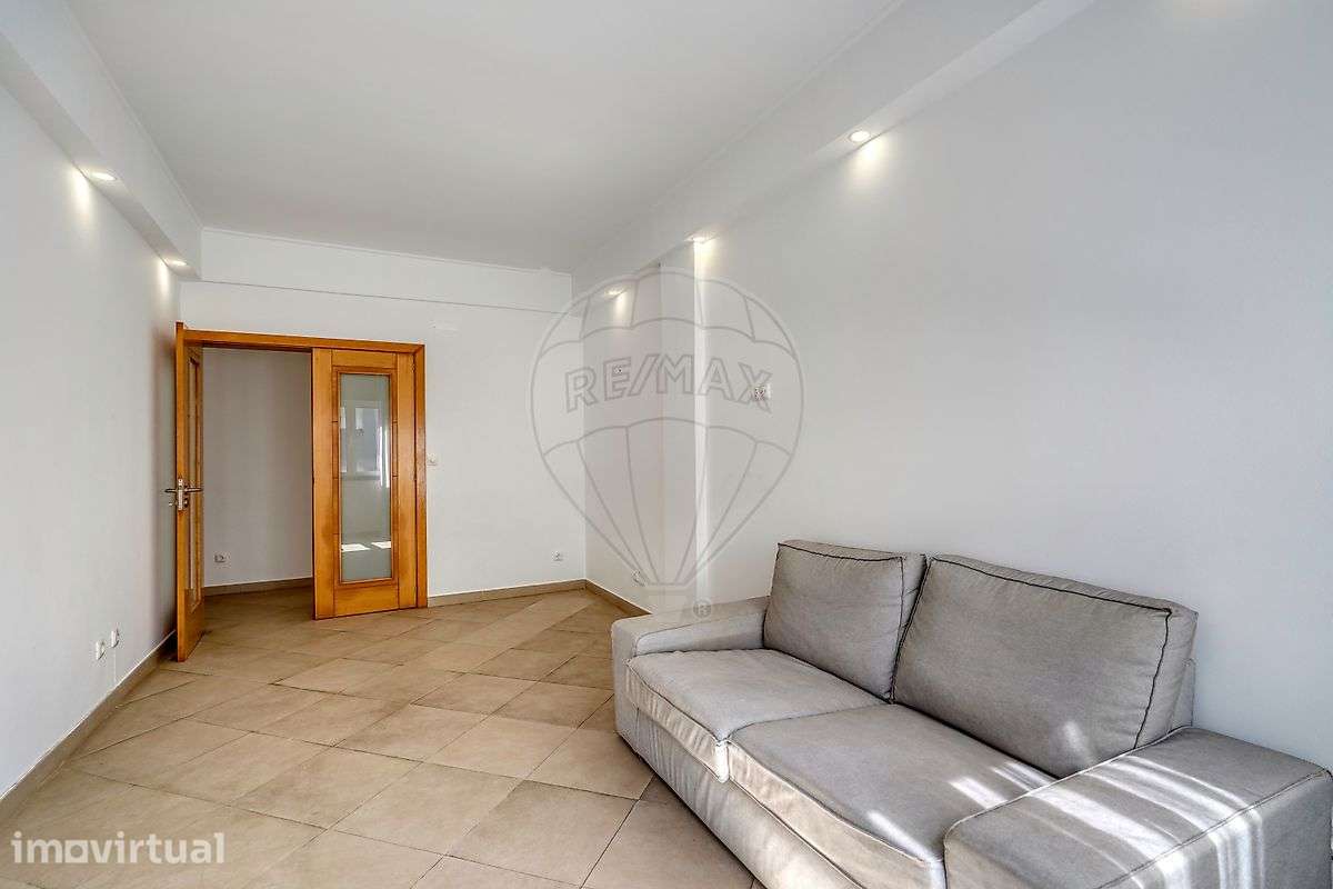 Apartamento T2 para arrendamento - Grande imagem: 4/14