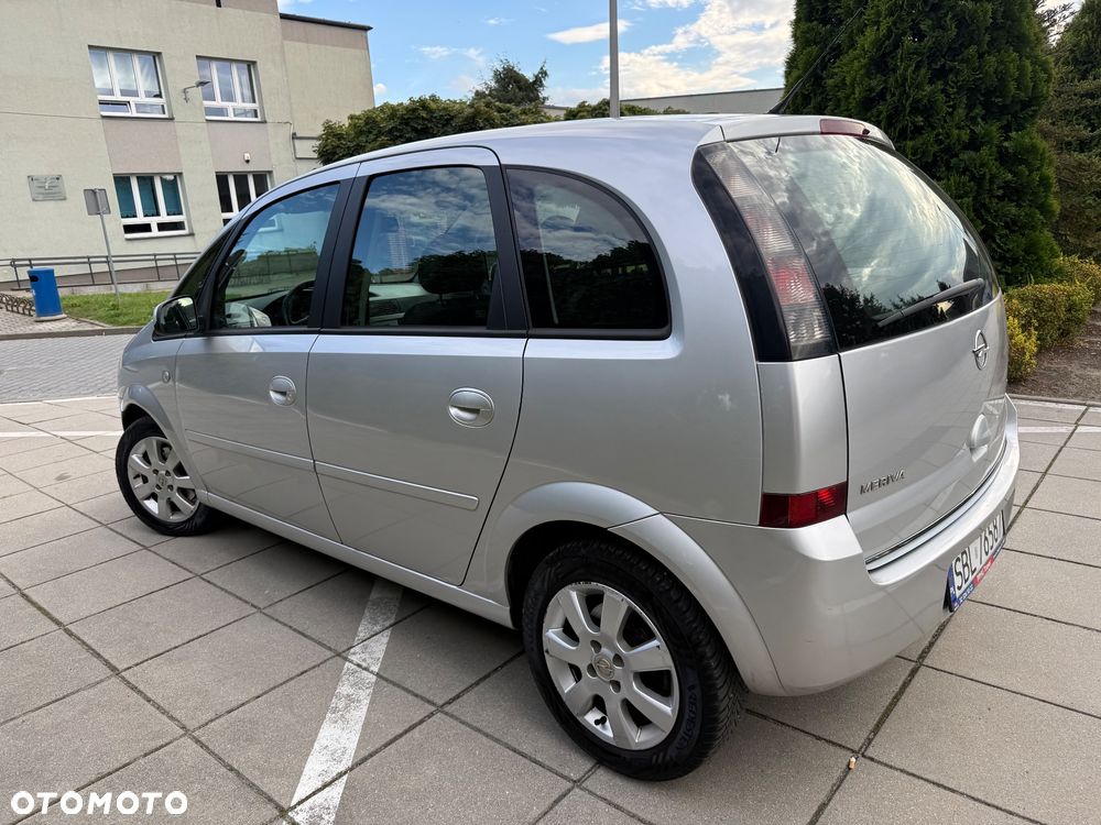 Opel Meriva - 14