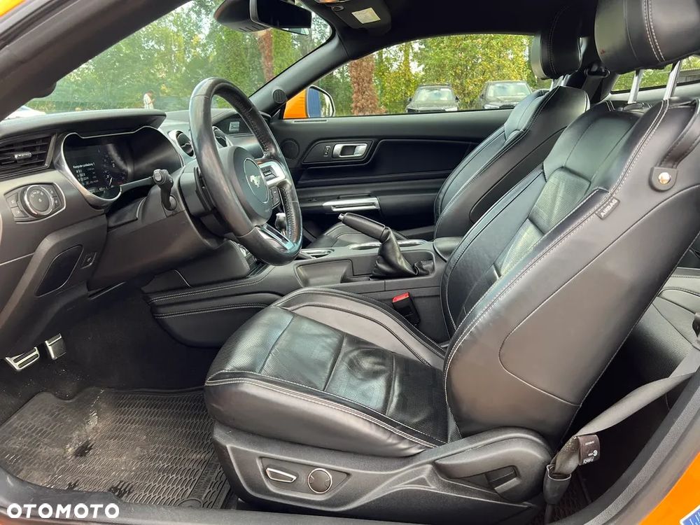 Ford Mustang 5.0 V8 GT - 19