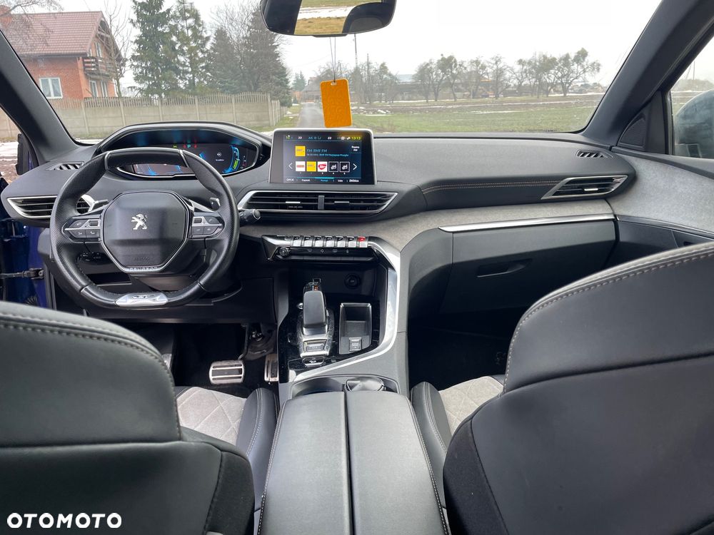 Peugeot 3008 1.6 PureTech Hybrid4 PHEV GT Pack S&S EAT8 - 8