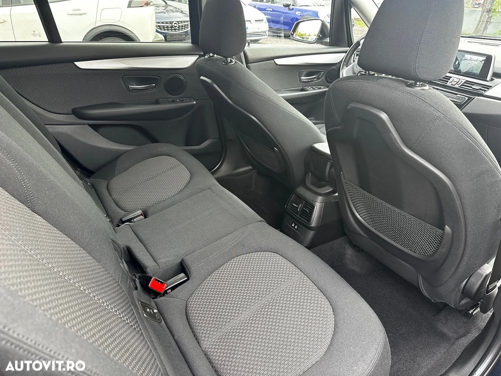 BMW Seria 2 216i Advantage - 12